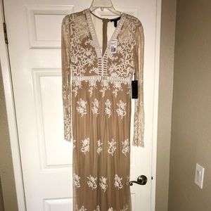 Brand new forever 21 maxi dress